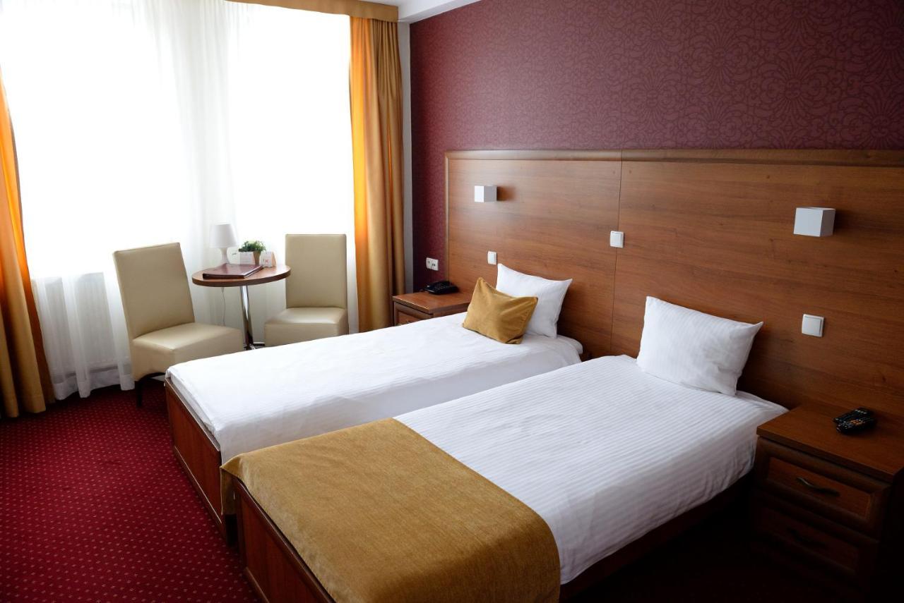 Quest Hotel - Dawniej Hotel Planeta Brzesko Exterior photo