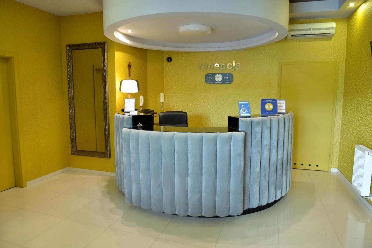 Quest Hotel - Dawniej Hotel Planeta Brzesko Exterior photo